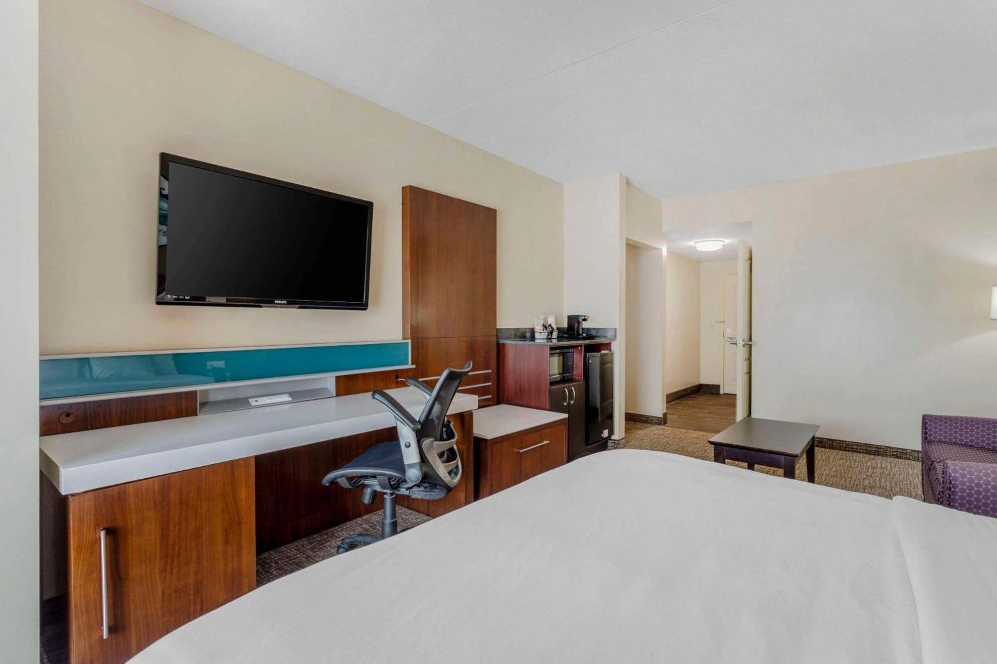 Comfort Suites East Knoxville Exteriör bild