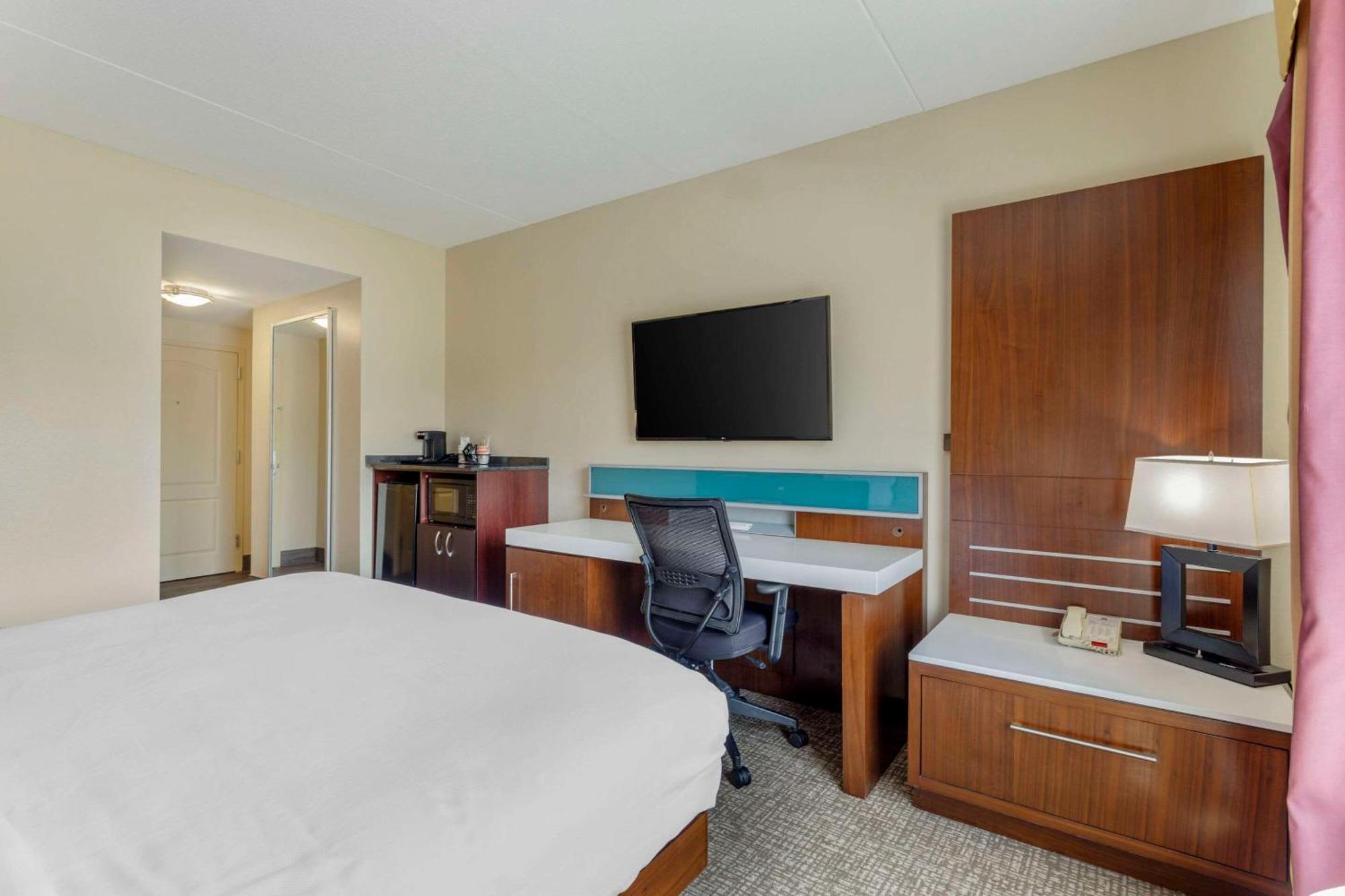 Comfort Suites East Knoxville Exteriör bild